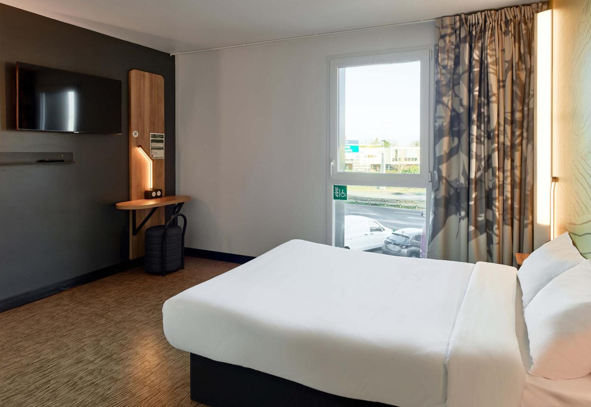 B&B Hotel Le Port Marly Saint Germain En Laye Eksteriør bilde