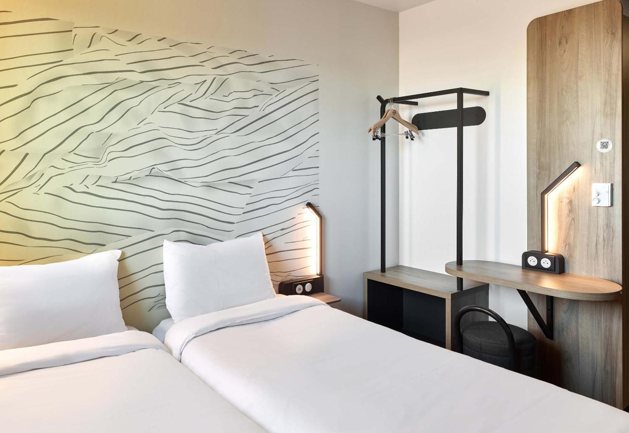 B&B Hotel Le Port Marly Saint Germain En Laye Eksteriør bilde