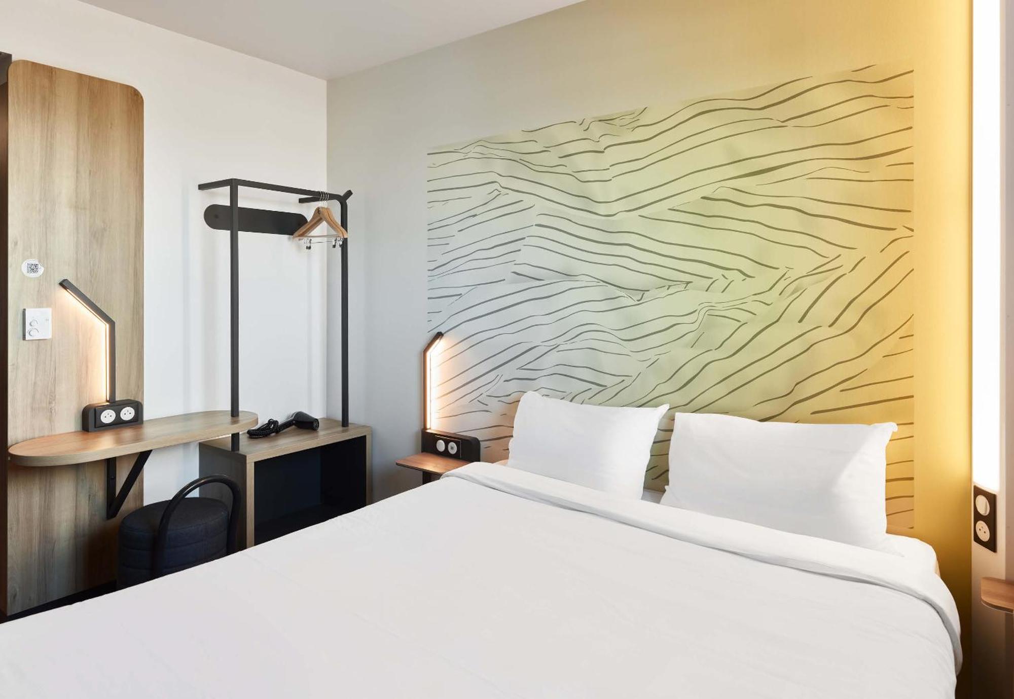 B&B Hotel Le Port Marly Saint Germain En Laye Eksteriør bilde